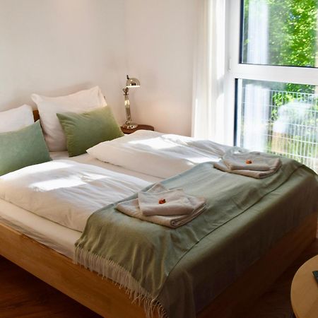 Stilvolle Wohnung Mit Balkon & Parkplatz Rostock Eksteriør bilde